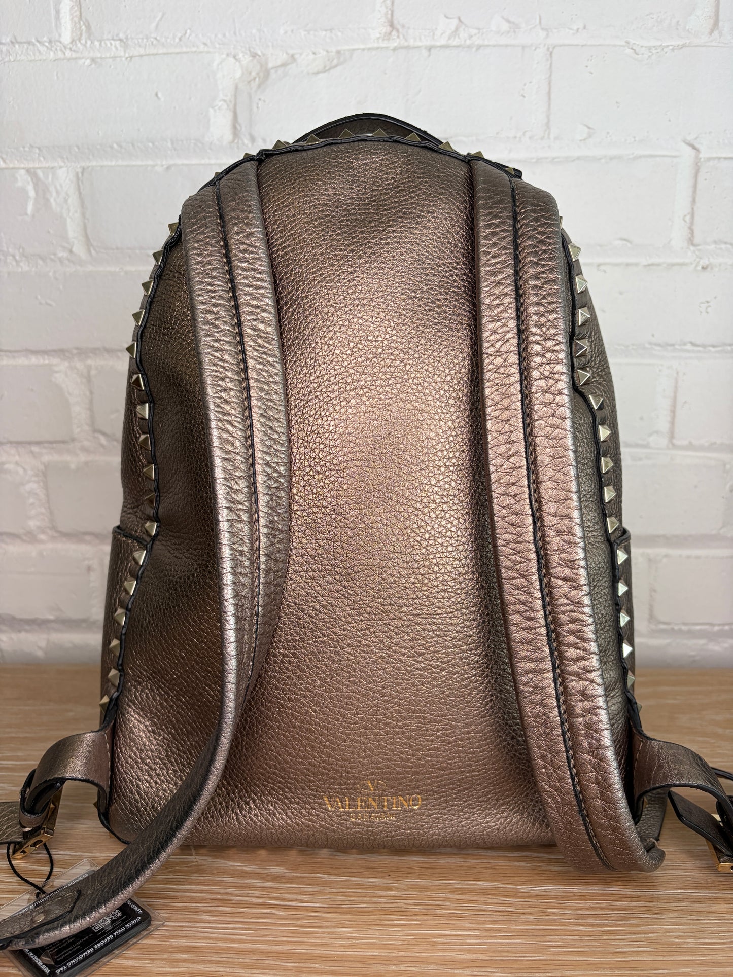 Valentino Garavani Rockstud Backpack Medium Metallic Leather