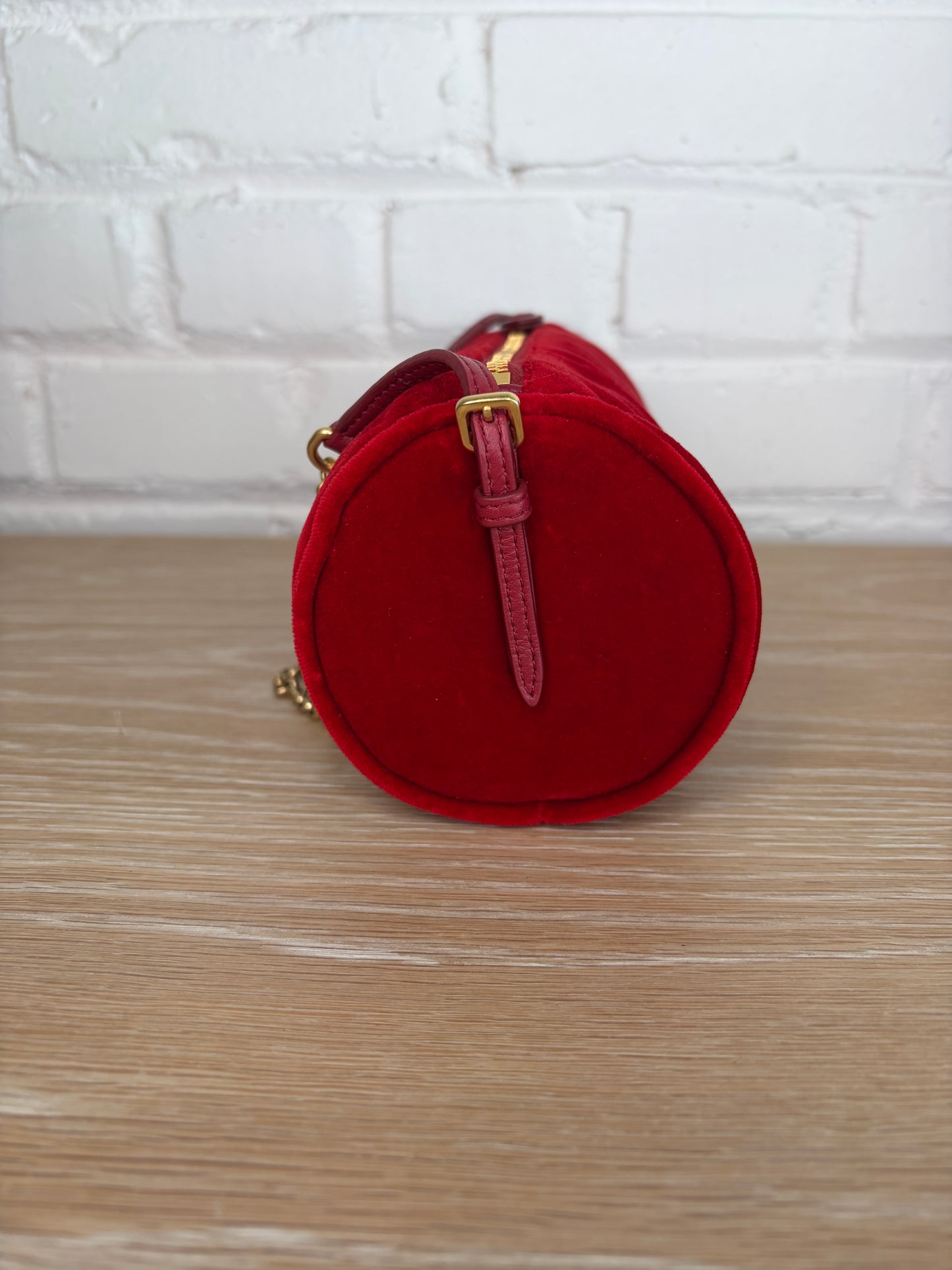 Miu Miu Velluto Pouch in Rosso