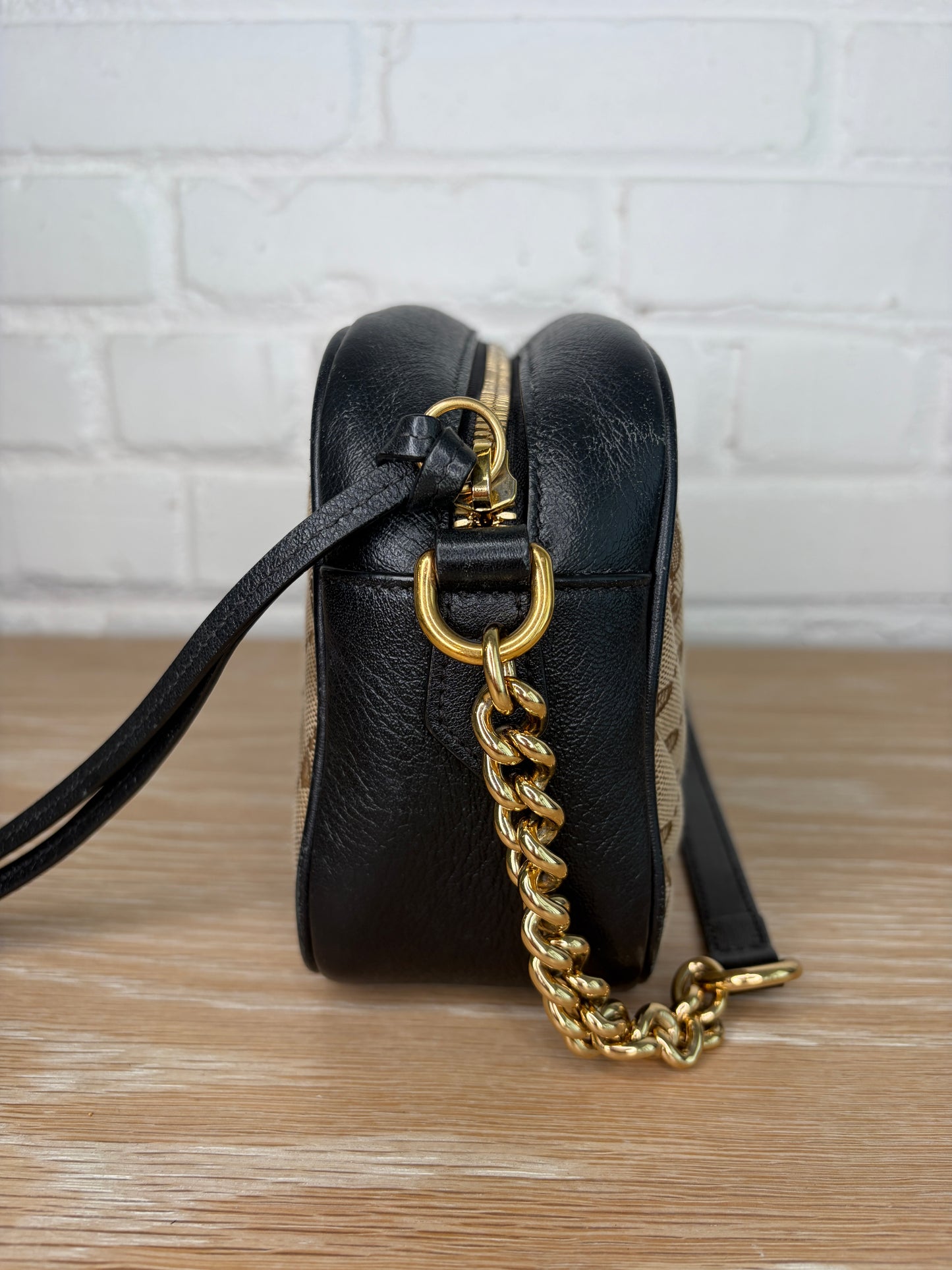 Gucci GG Marmont Camera Bag