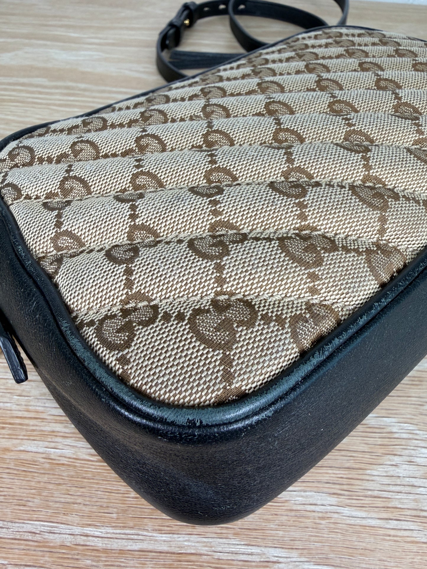 Gucci GG Marmont Camera Bag