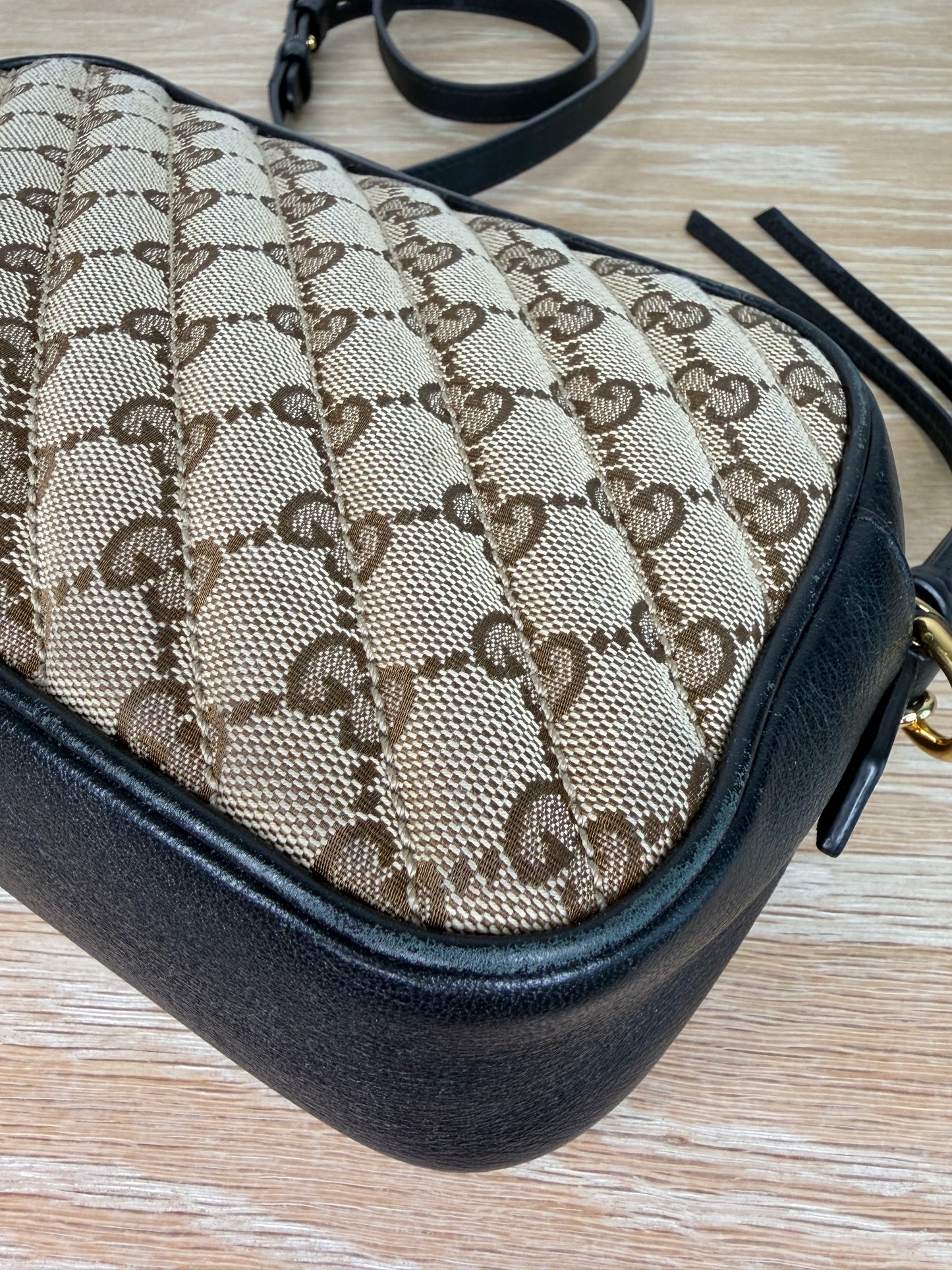 Gucci GG Marmont Camera Bag