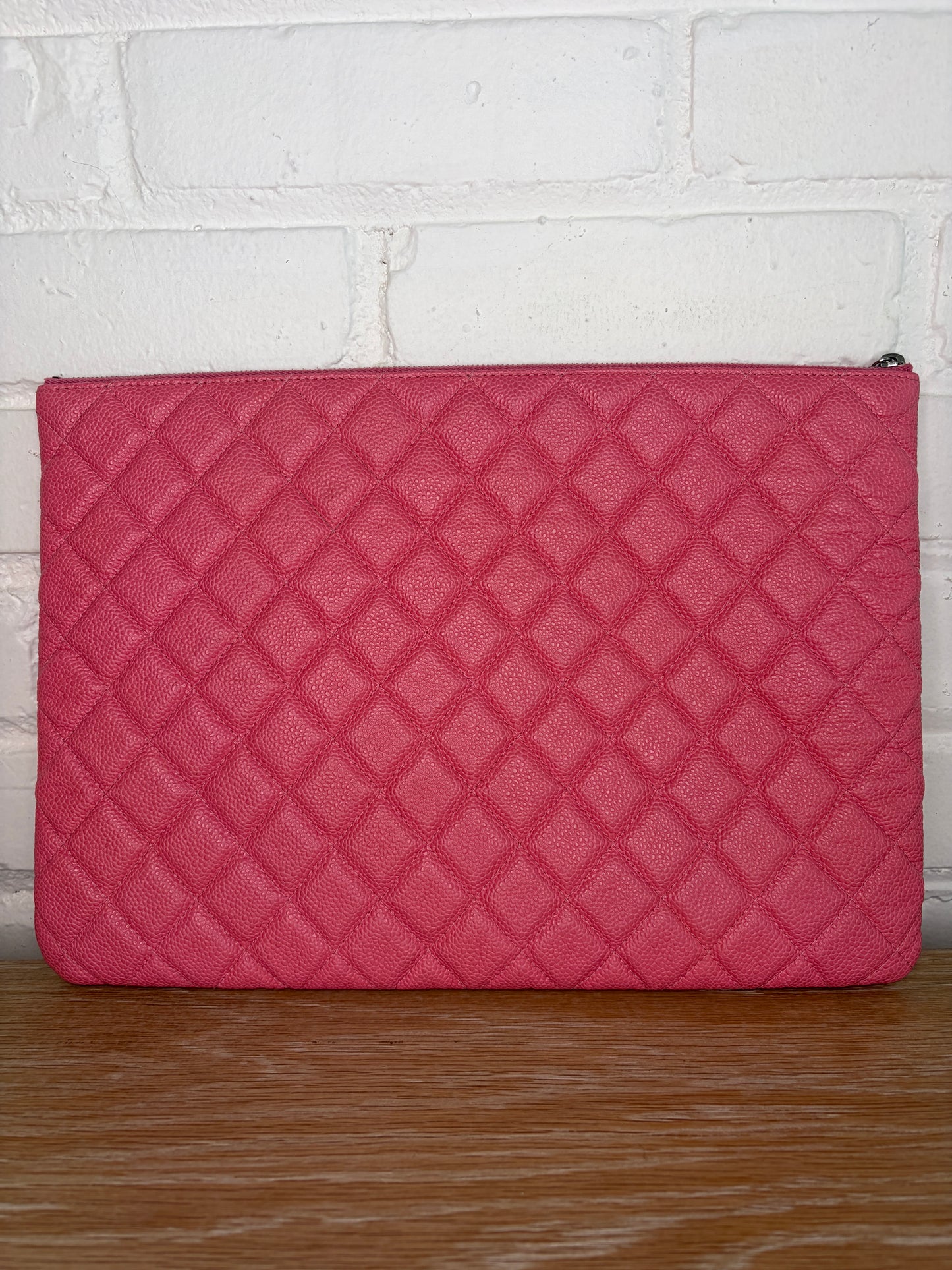 Chanel O_case Clutch Pink Caviar Quilted