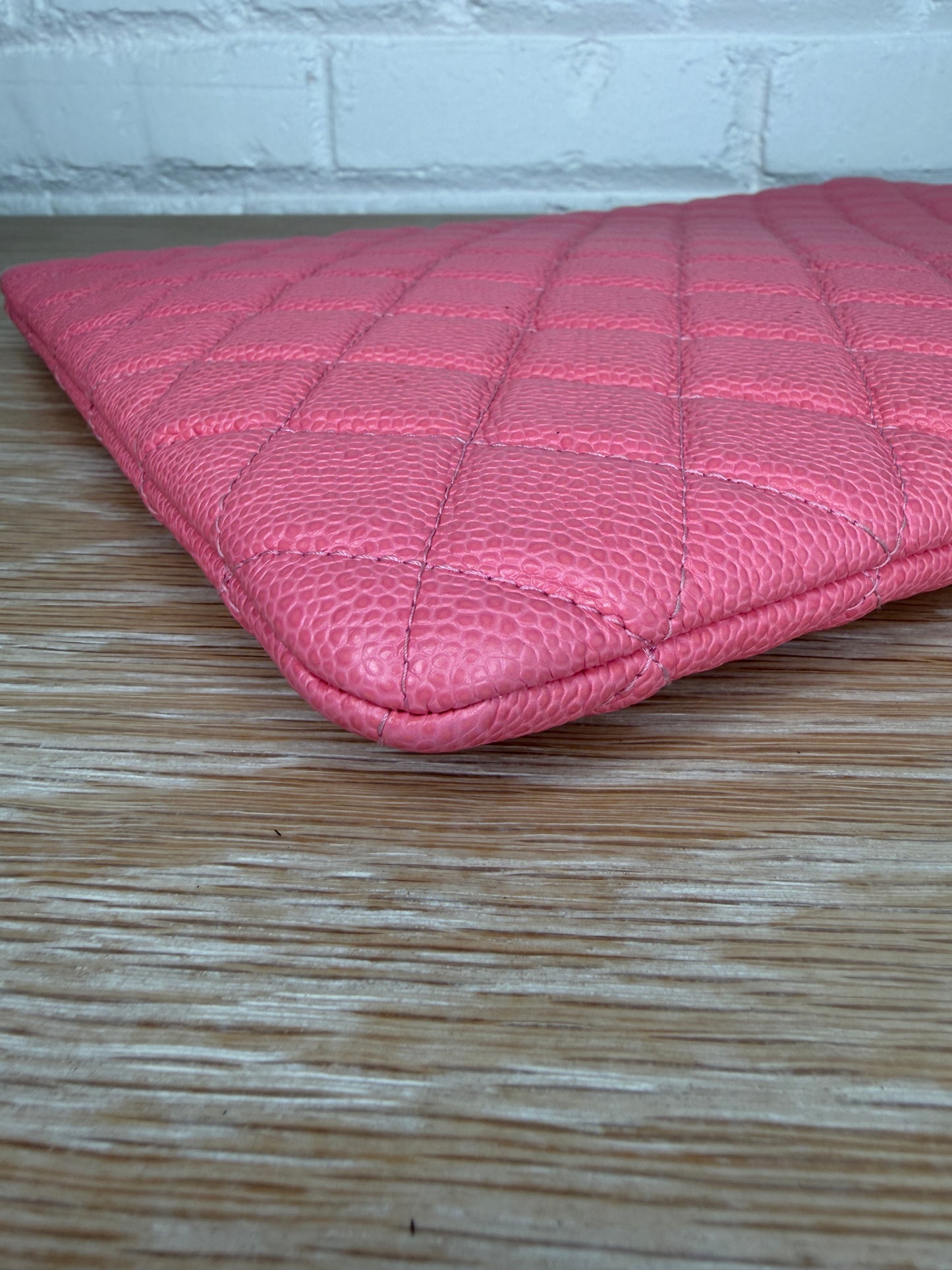Chanel O_case Clutch Pink Caviar Quilted