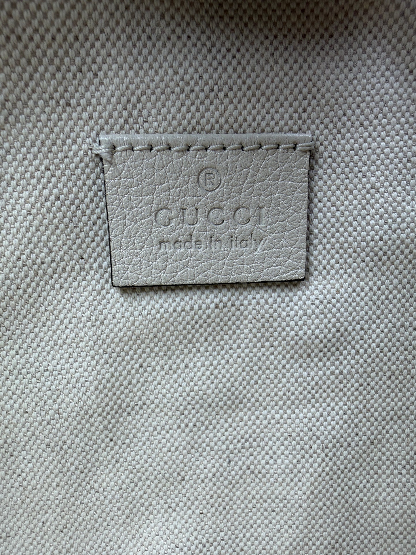 Gucci Beltbag White Leather Print Logo